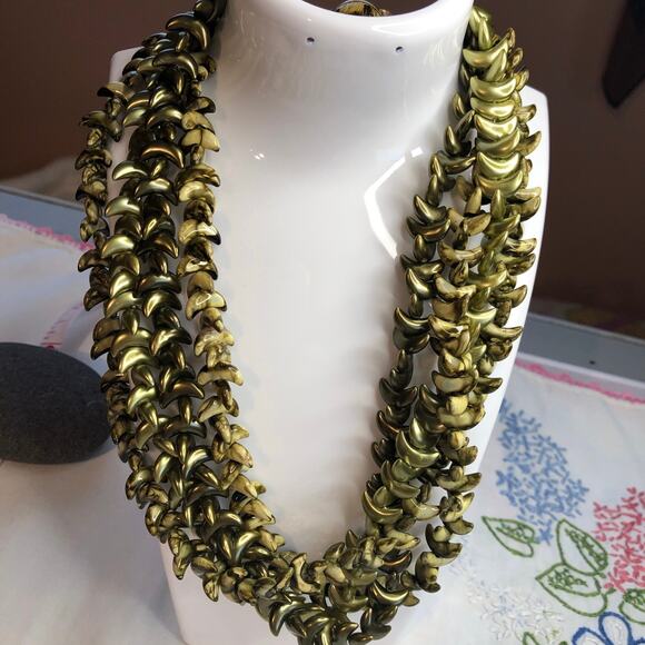 Vintage Lot of 4 Brooch & Multi Strand Resin Half Moon Beads Green Mod MCM Retro - Picture 3 of 16